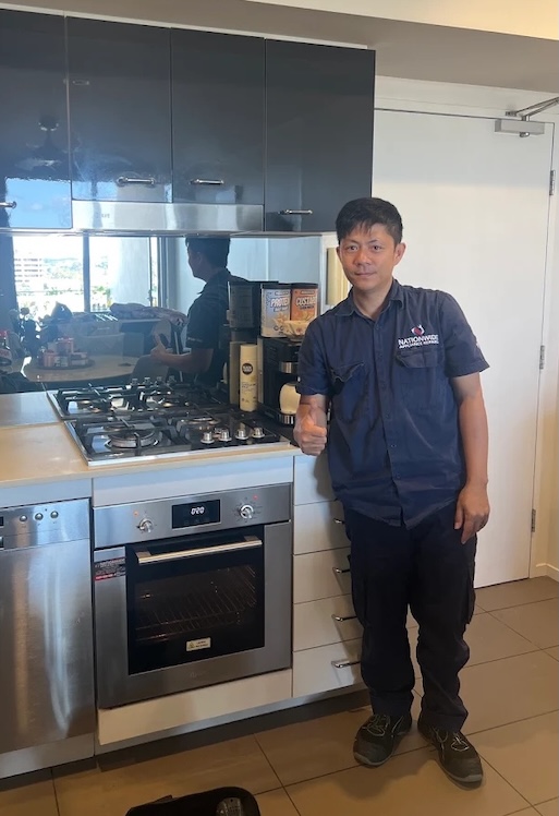 Cooktop Repair Brisbane with Tech Dan
