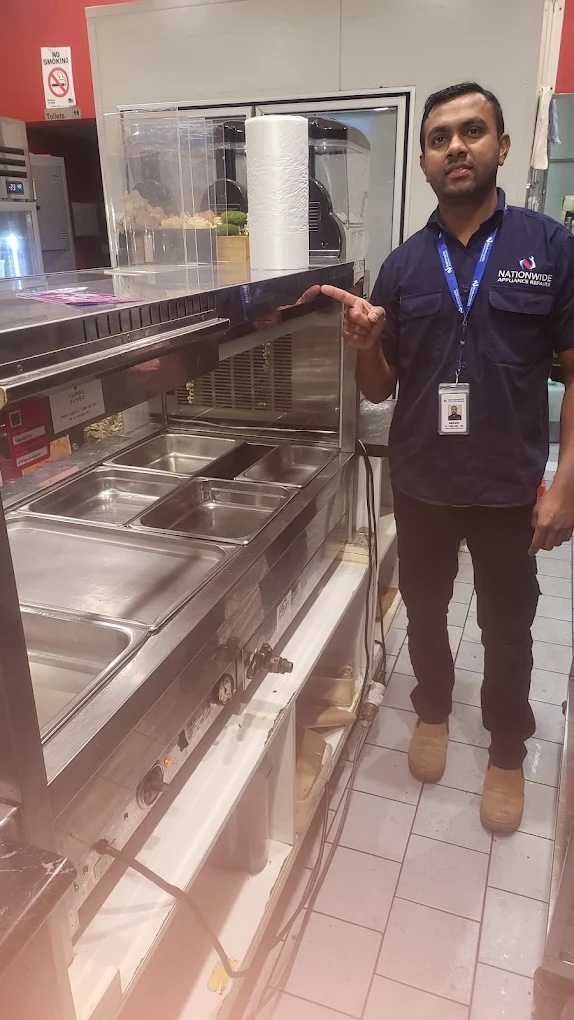 commercial bain-marie : hot food display unit (heated food service station)