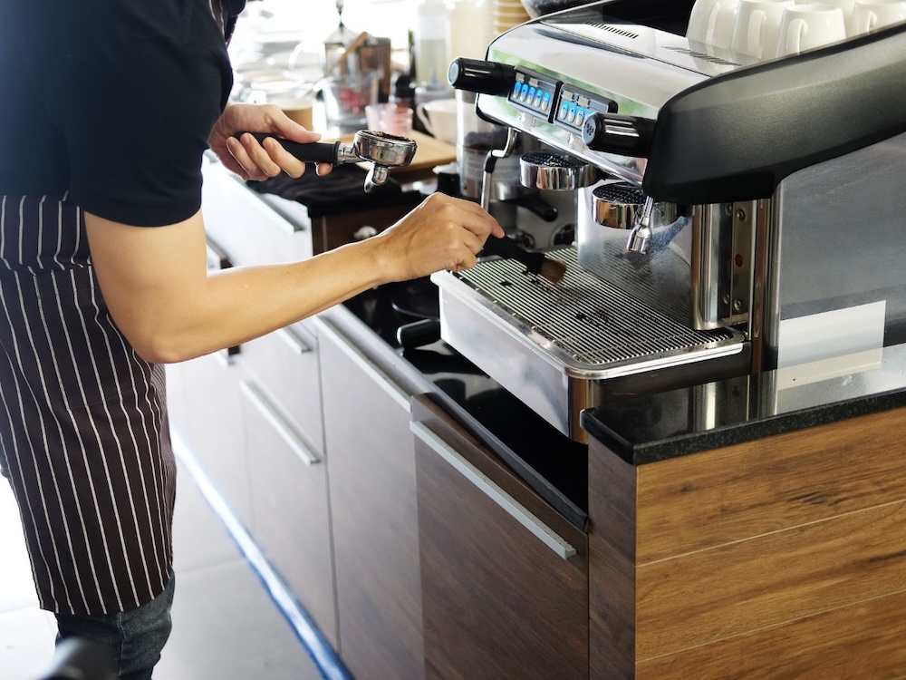 Coffee Machine Maintenance Habits That Keep Every Cup Tasting Great